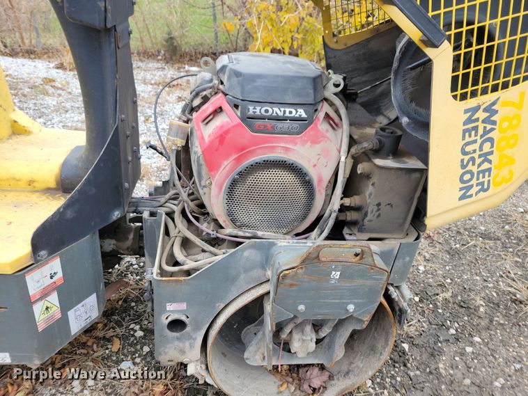 image for item DN3638 2015 Wacker Nueson RD12 double drum vibratory roller