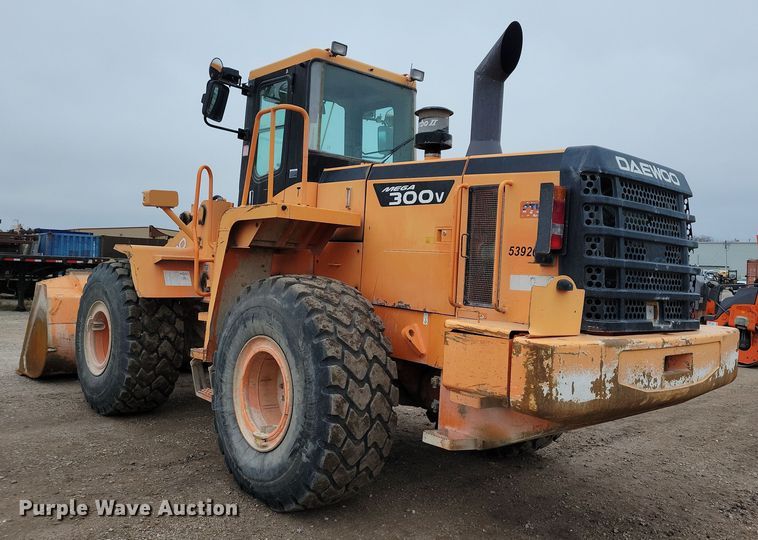 image for item DN3641 2005 Daewoo Mega 300V wheel loader