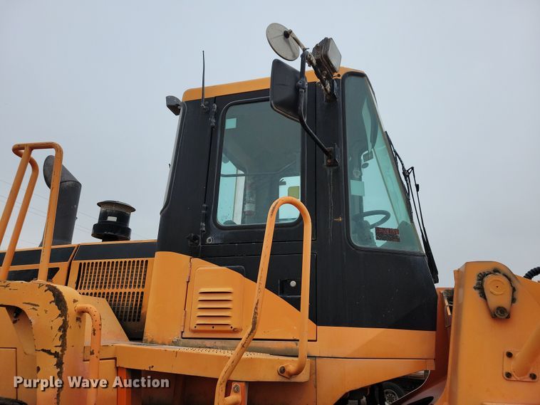 image for item DN3641 2005 Daewoo Mega 300V wheel loader