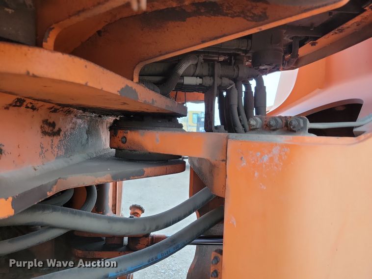 image for item DN3641 2005 Daewoo Mega 300V wheel loader