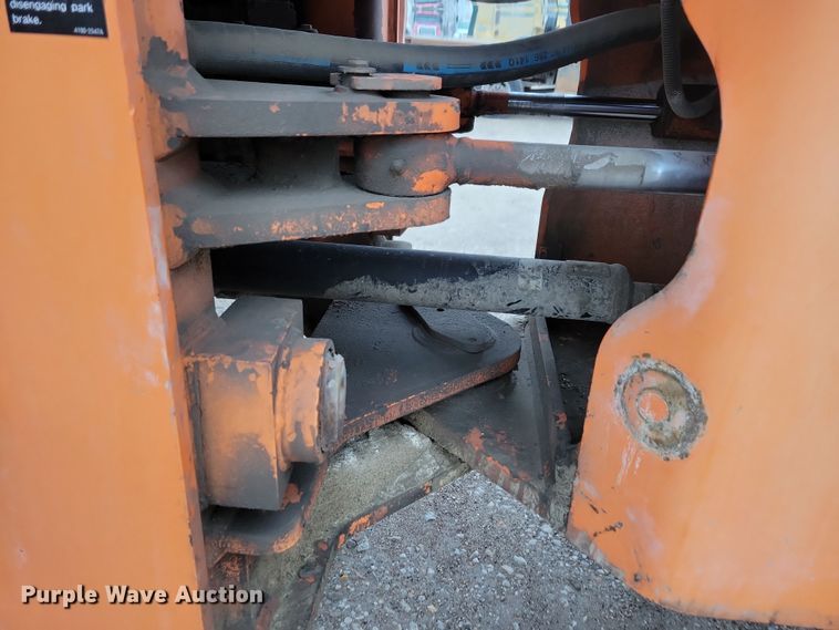 image for item DN3641 2005 Daewoo Mega 300V wheel loader