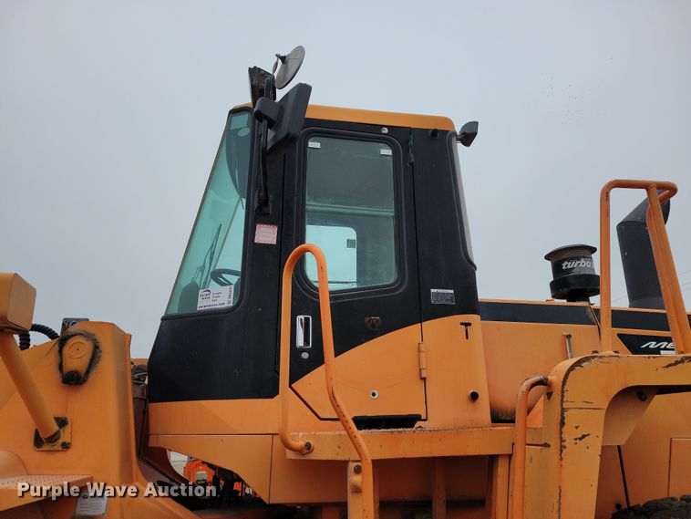 image for item DN3641 2005 Daewoo Mega 300V wheel loader