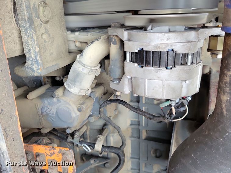 image for item DN3641 2005 Daewoo Mega 300V wheel loader