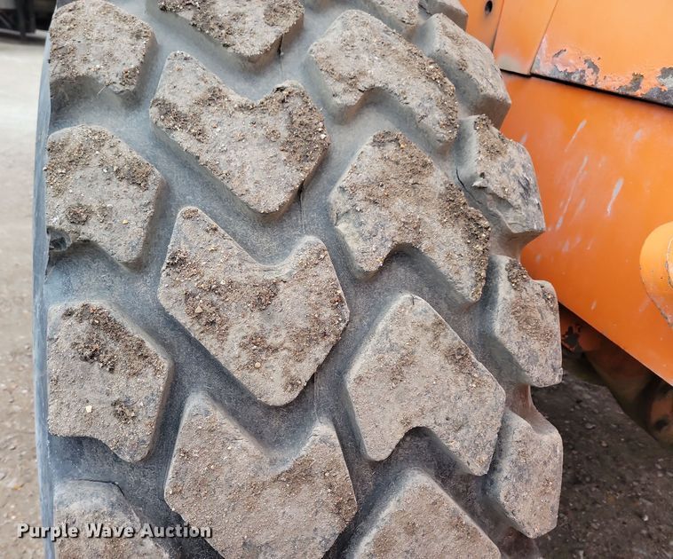 image for item DN3641 2005 Daewoo Mega 300V wheel loader