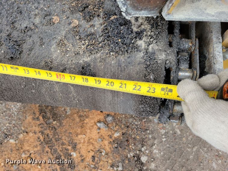 image for item DN3643 Weiler W530 road widener