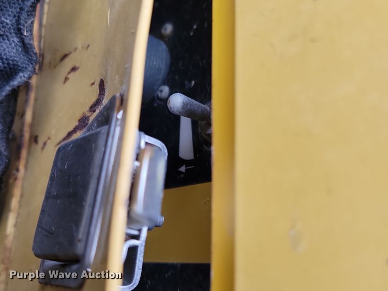 image for item DN3643 Weiler W530 road widener