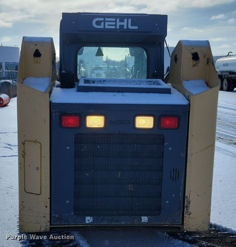 image for item DN3652 2016 Gehl RT175 Gen 2 tracked skid steer loader