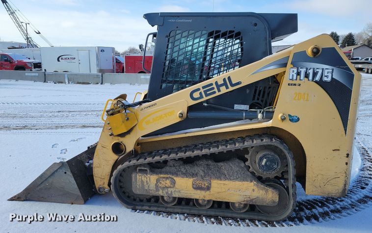 image for item DN3652 2016 Gehl RT175 Gen 2 tracked skid steer loader