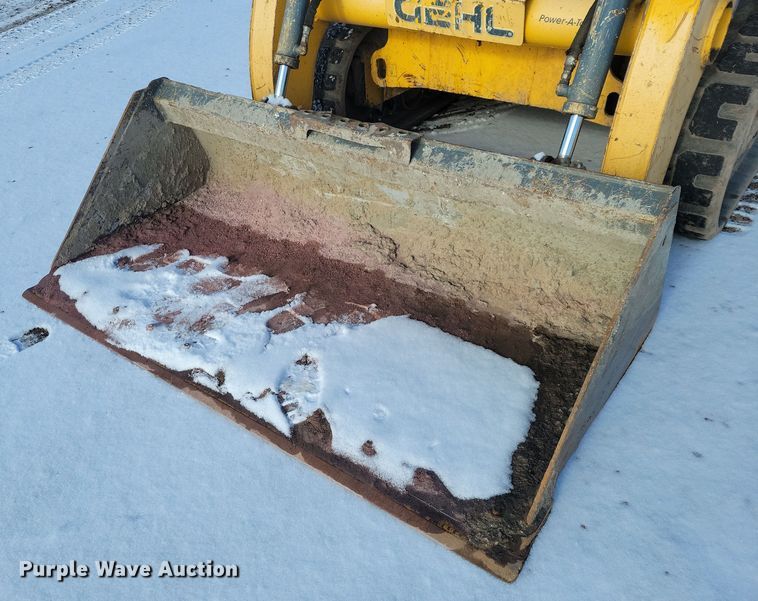 image for item DN3652 2016 Gehl RT175 Gen 2 tracked skid steer loader