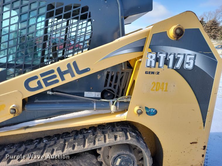 image for item DN3652 2016 Gehl RT175 Gen 2 tracked skid steer loader