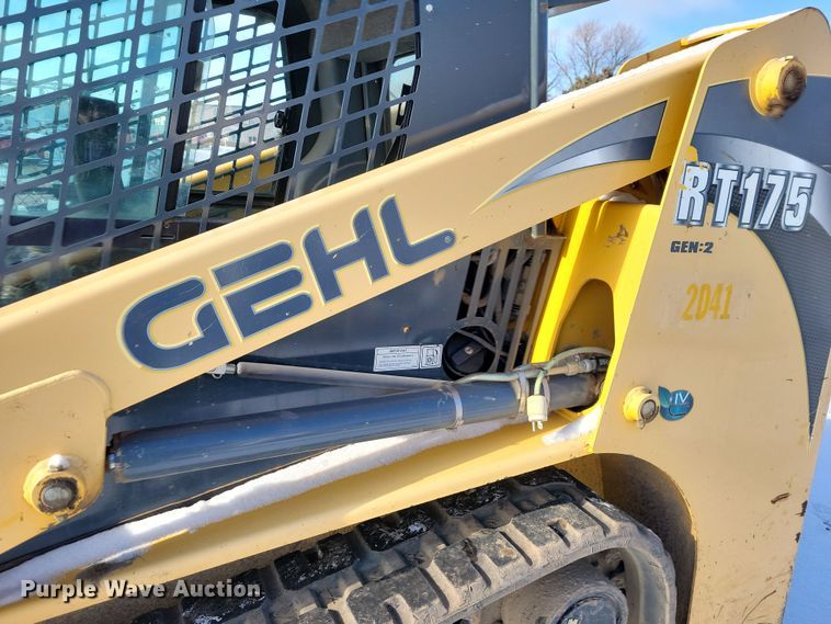 image for item DN3652 2016 Gehl RT175 Gen 2 tracked skid steer loader