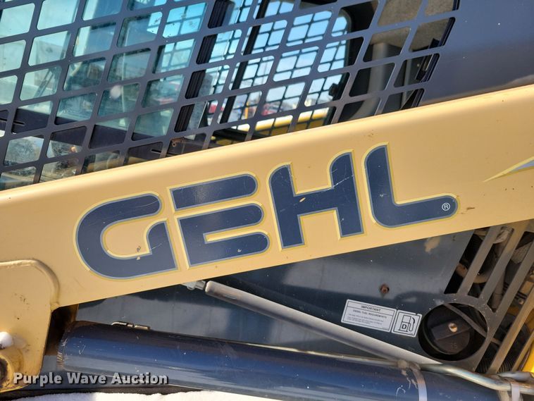 image for item DN3652 2016 Gehl RT175 Gen 2 tracked skid steer loader