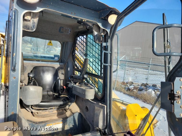 image for item DN3652 2016 Gehl RT175 Gen 2 tracked skid steer loader