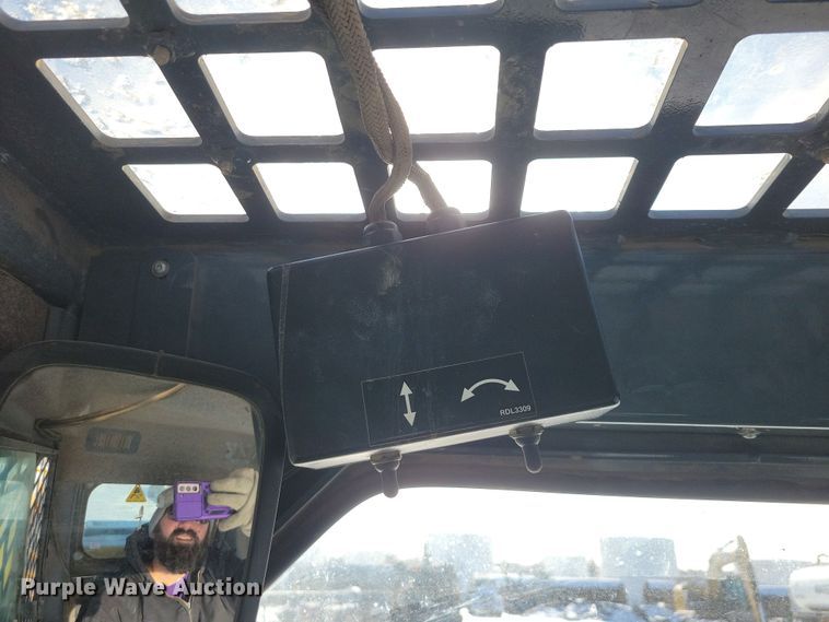 image for item DN3652 2016 Gehl RT175 Gen 2 tracked skid steer loader