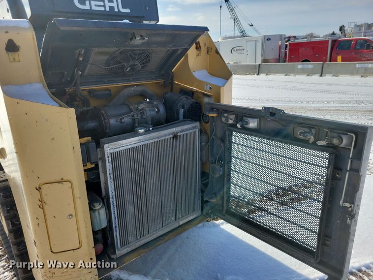 image for item DN3652 2016 Gehl RT175 Gen 2 tracked skid steer loader