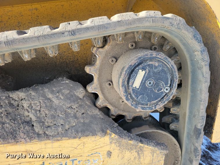 image for item DN3652 2016 Gehl RT175 Gen 2 tracked skid steer loader