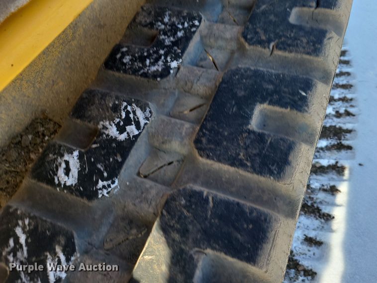 image for item DN3652 2016 Gehl RT175 Gen 2 tracked skid steer loader