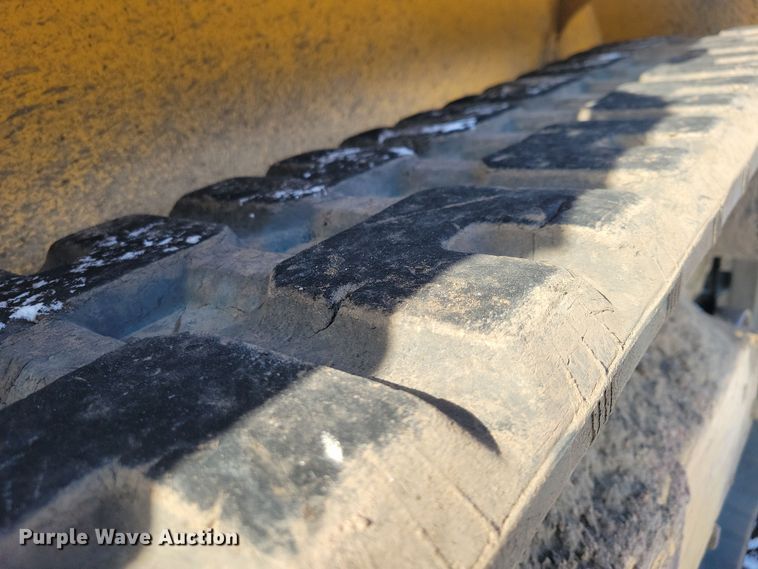 image for item DN3652 2016 Gehl RT175 Gen 2 tracked skid steer loader