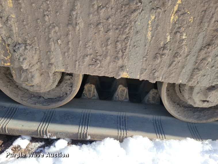 image for item DN3652 2016 Gehl RT175 Gen 2 tracked skid steer loader