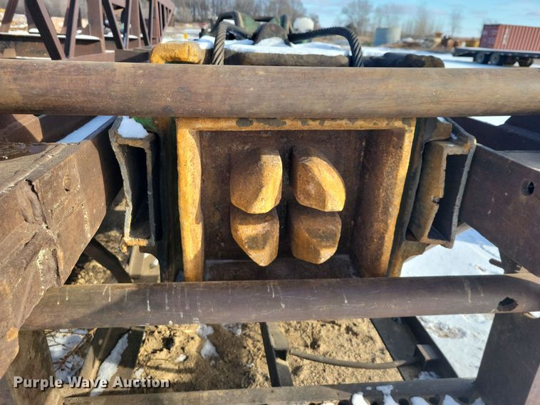 image for item DN3653 Ice pile driver