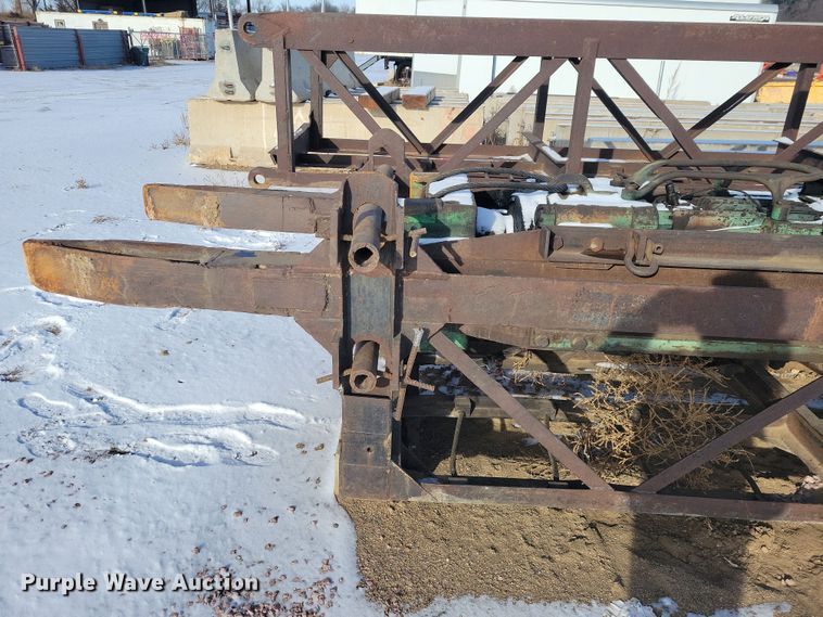 image for item DN3653 Ice pile driver