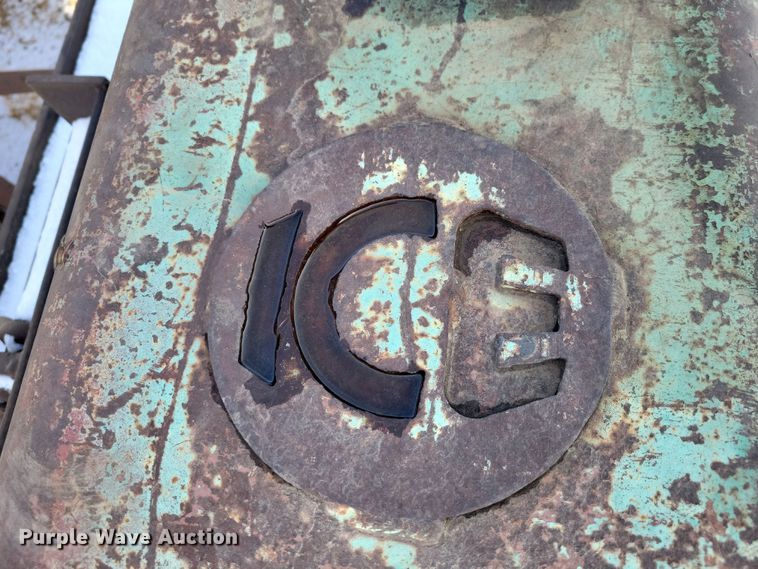 image for item DN3653 Ice pile driver