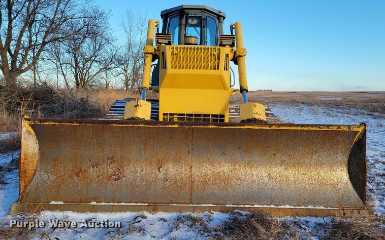 image for item DN3660 1999 Komatsu D65PX-12 dozer