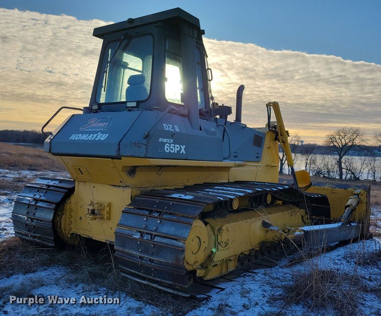 image for item DN3660 1999 Komatsu D65PX-12 dozer