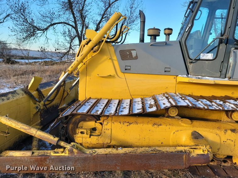 image for item DN3660 1999 Komatsu D65PX-12 dozer