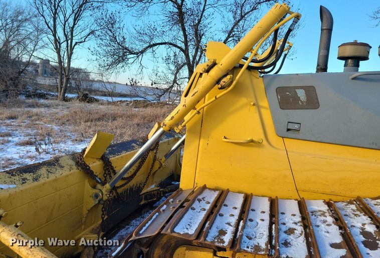 image for item DN3660 1999 Komatsu D65PX-12 dozer