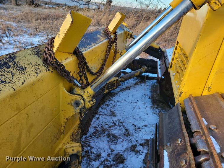 image for item DN3660 1999 Komatsu D65PX-12 dozer