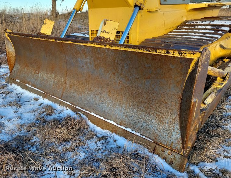 image for item DN3660 1999 Komatsu D65PX-12 dozer