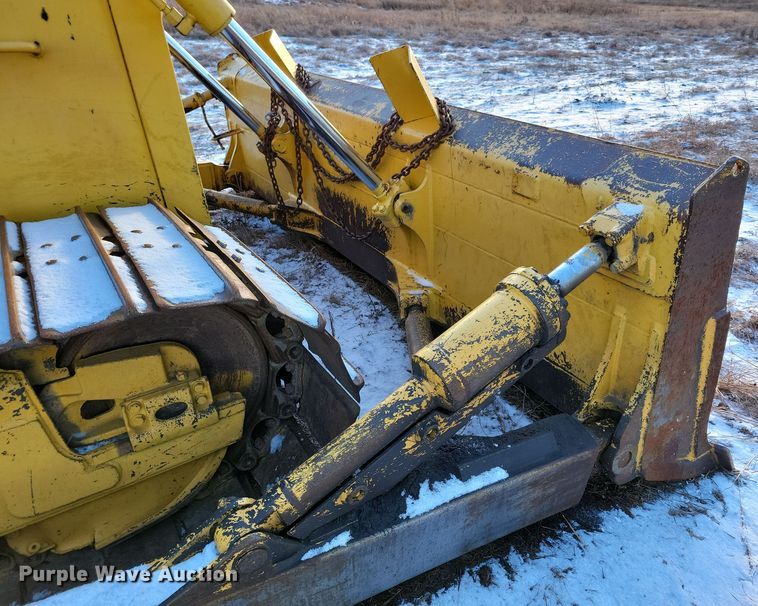 image for item DN3660 1999 Komatsu D65PX-12 dozer