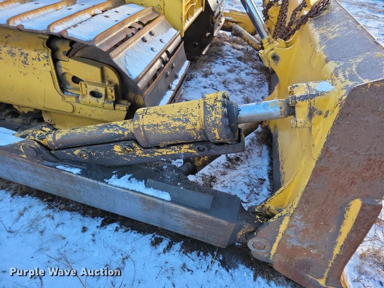 image for item DN3660 1999 Komatsu D65PX-12 dozer