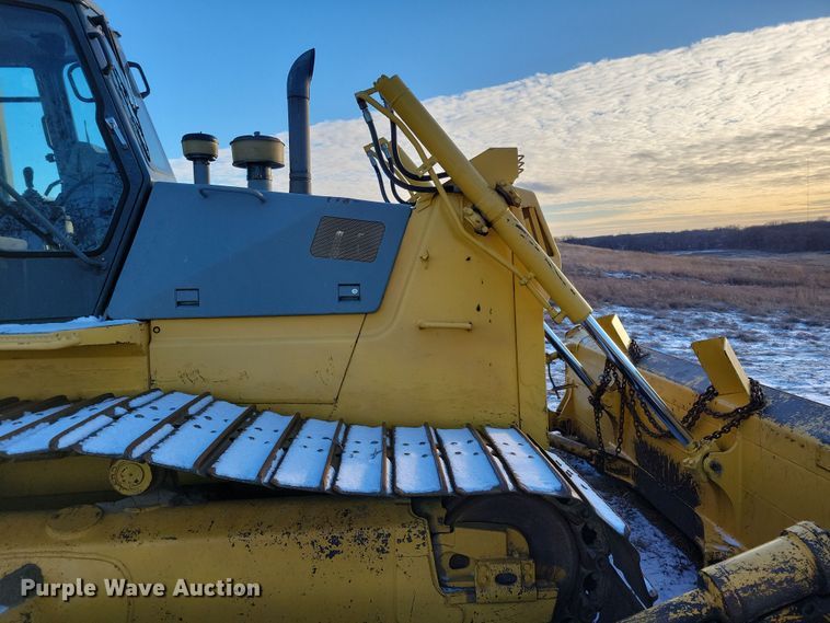 image for item DN3660 1999 Komatsu D65PX-12 dozer