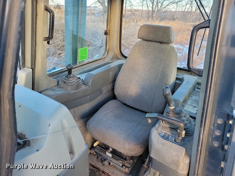 image for item DN3660 1999 Komatsu D65PX-12 dozer