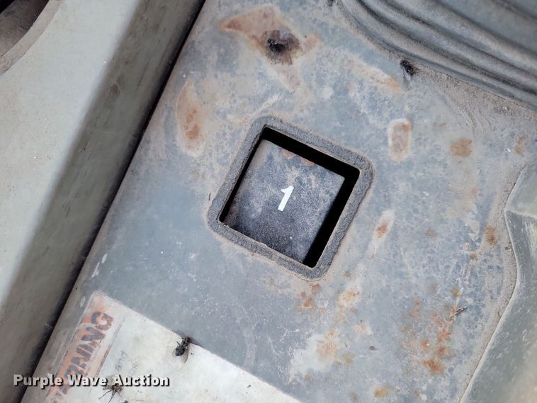 image for item DN3660 1999 Komatsu D65PX-12 dozer