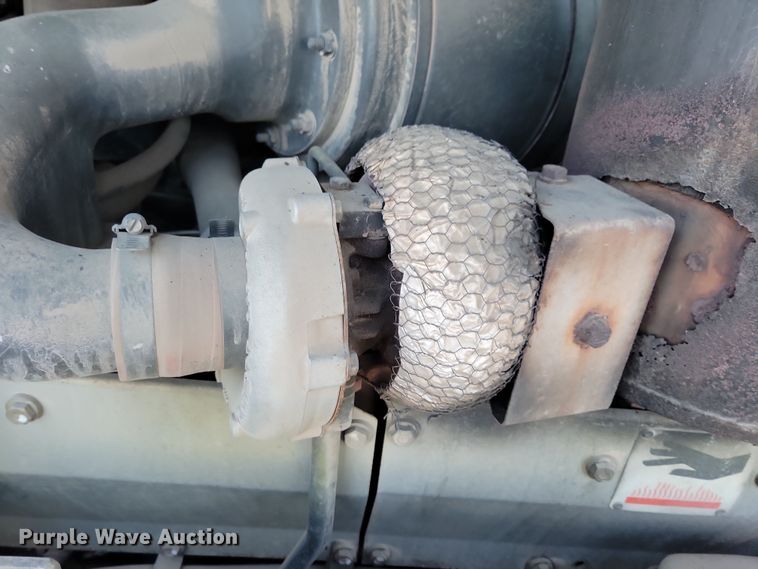 image for item DN3660 1999 Komatsu D65PX-12 dozer