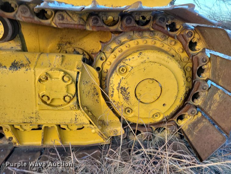 image for item DN3660 1999 Komatsu D65PX-12 dozer