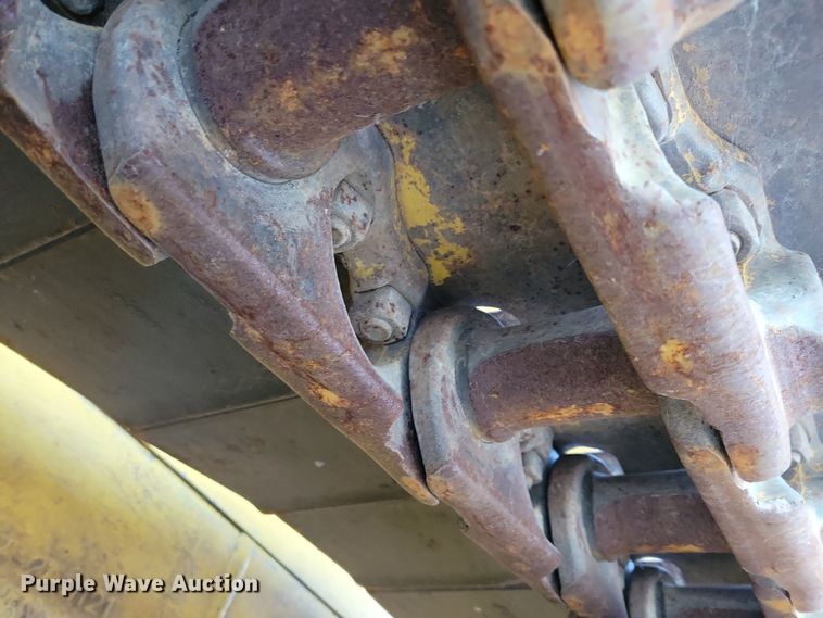 image for item DN3660 1999 Komatsu D65PX-12 dozer