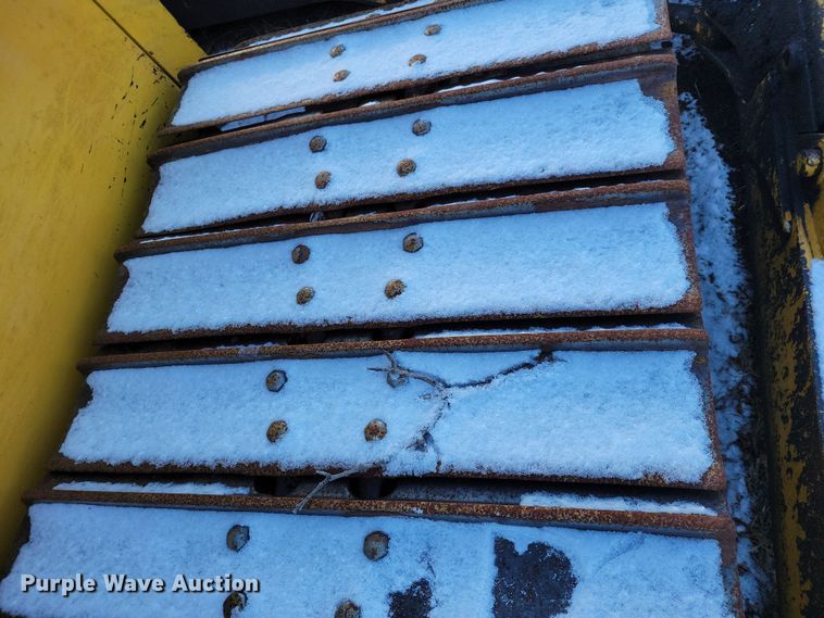 image for item DN3660 1999 Komatsu D65PX-12 dozer