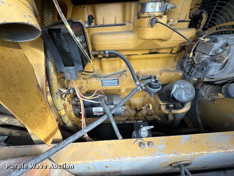 image for item DO0000 1990 Le Roi Dresser air compressor