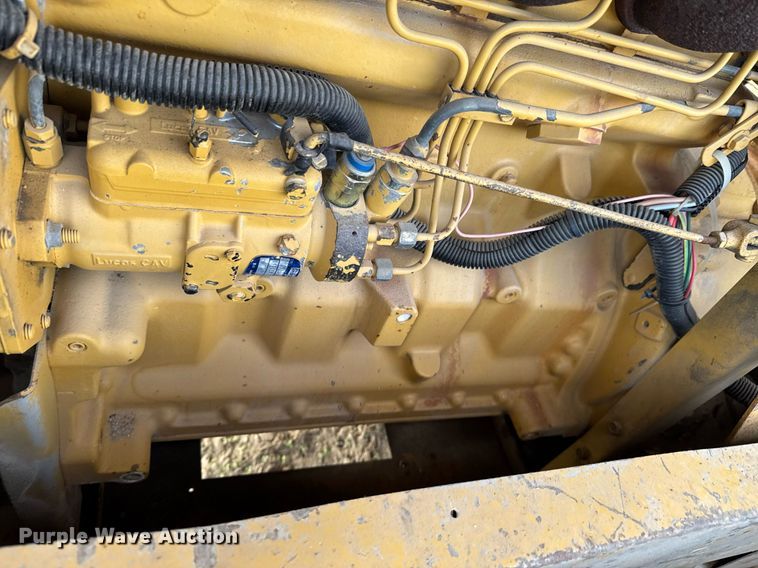 image for item DO0000 1990 Le Roi Dresser air compressor