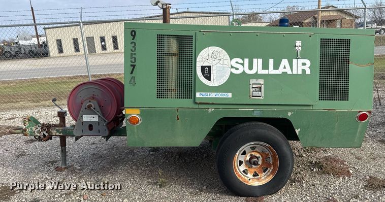image for item DO0001 1993 Sullair 185Q air compressor