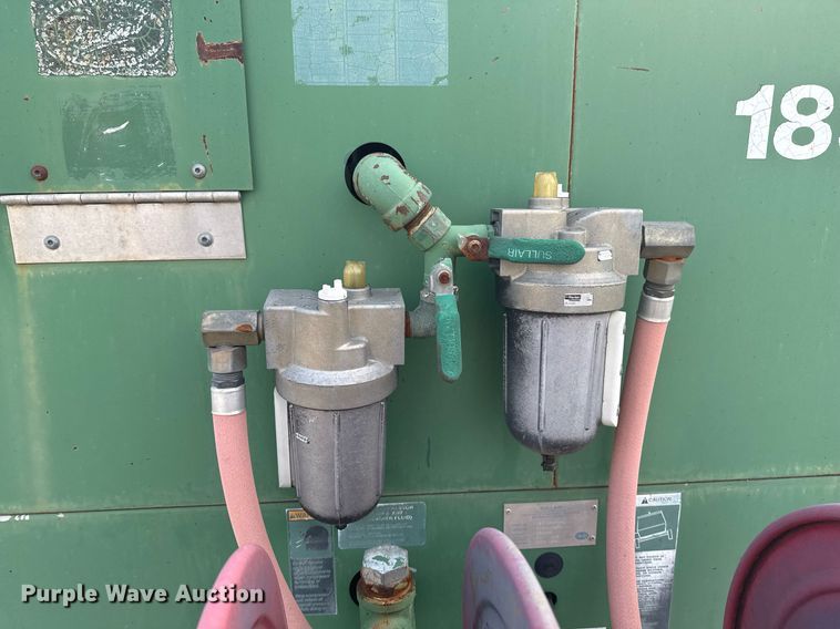 image for item DO0001 1993 Sullair 185Q air compressor