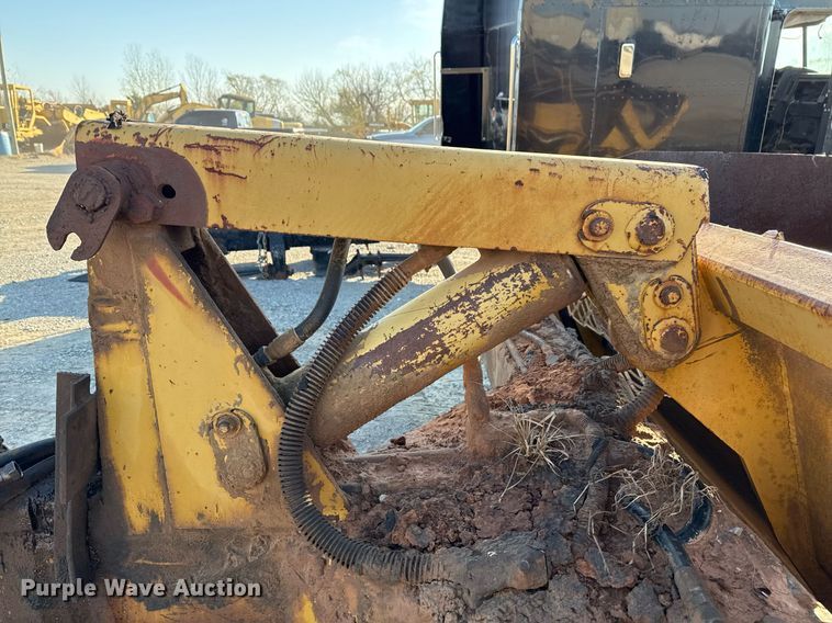 image for item DO0002 1996 Reynolds 14C scraper