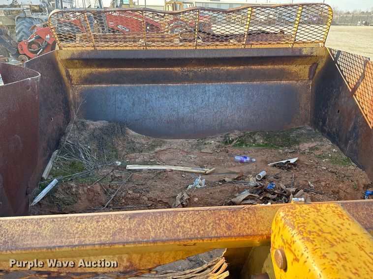 image for item DO0002 1996 Reynolds 14C scraper