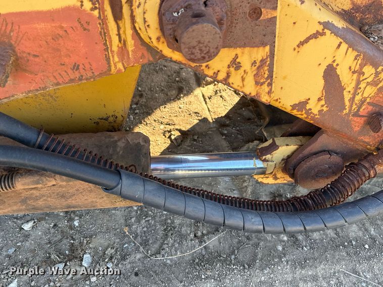 image for item DO0002 1996 Reynolds 14C scraper