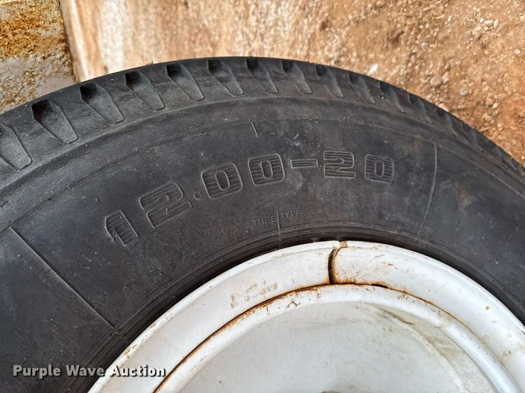 image for item DO0018 1989 Butler reel trailer