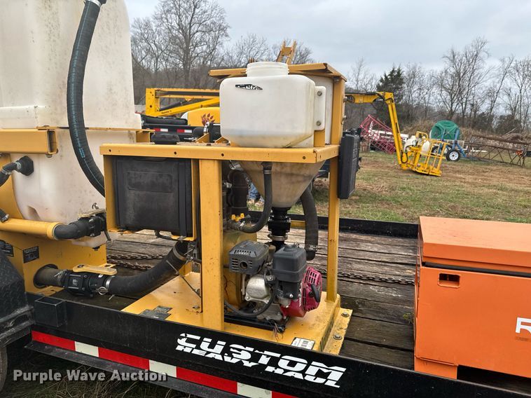 image for item DO0020 2015 Lucon equipment trailer